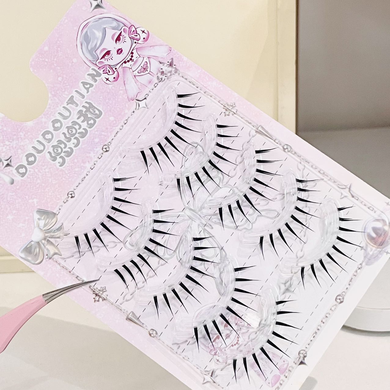 ドゥドゥーティアン ウェットルック スパイキー フルストリッ - Anime Cosplay Lashes のレビューと価格